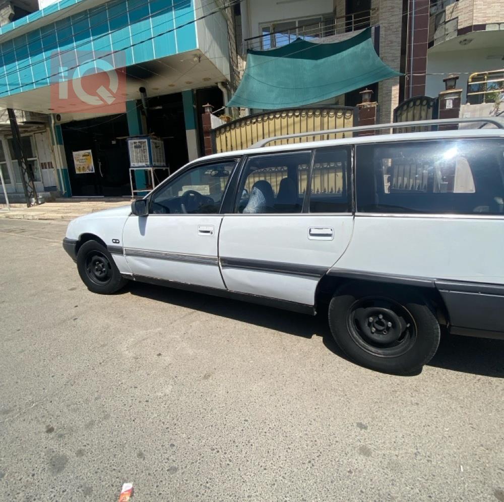 اوبل أوميغا